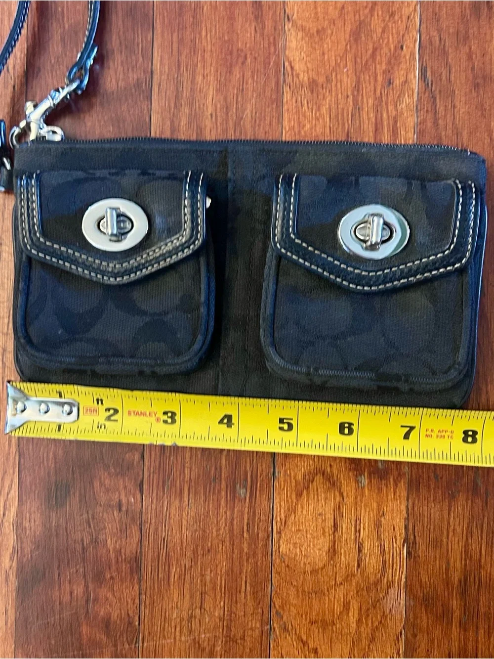 Vintage Coach Signature Legacy Logo Turnlock Black Jacquard Leather Wristlet Bag